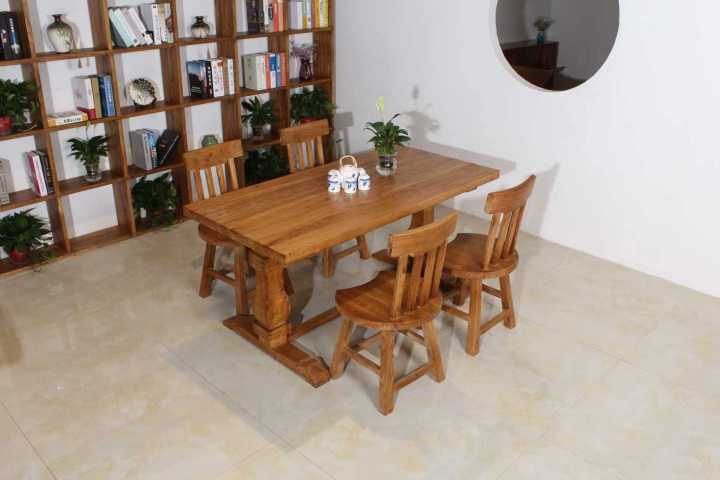 典雅的老榆木家具陈列