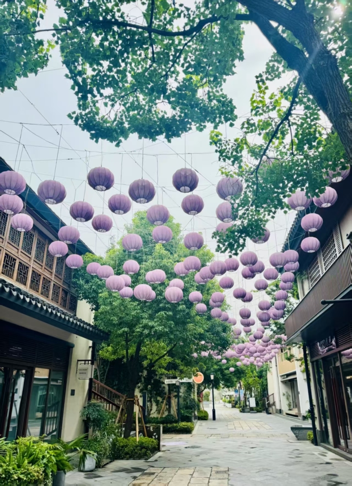 冲锋衣面料生产车间
