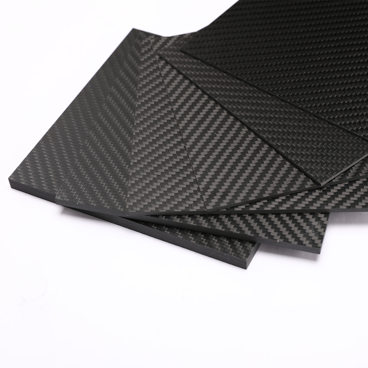 碳纤维板材料细节与纹路展示