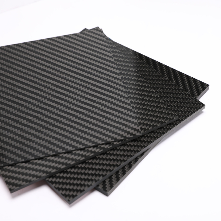 碳纤维板生产车间与产品展示