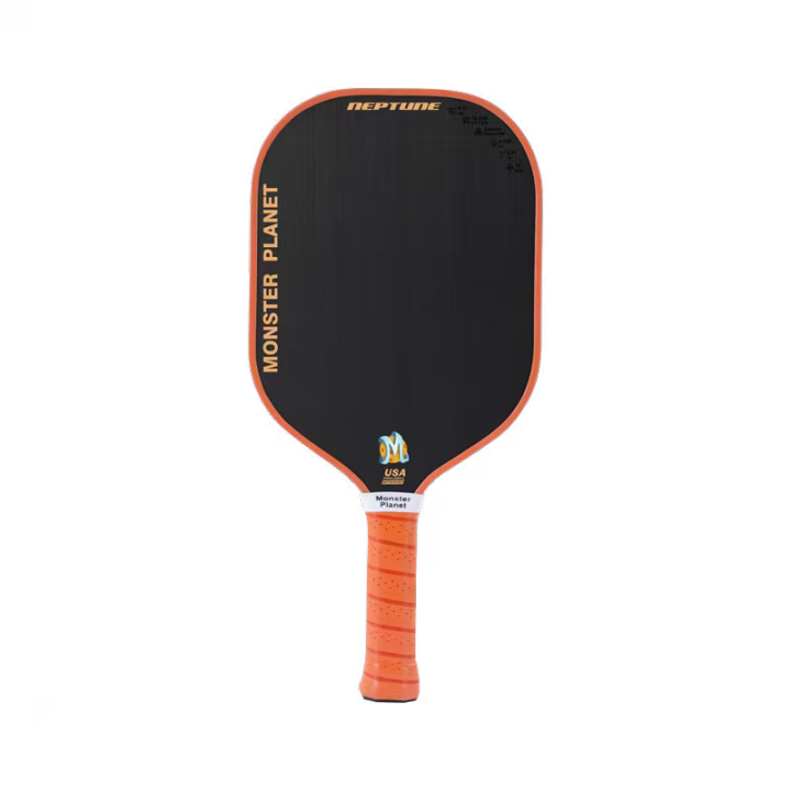 碳纤维匹克球拍材质与工艺特写