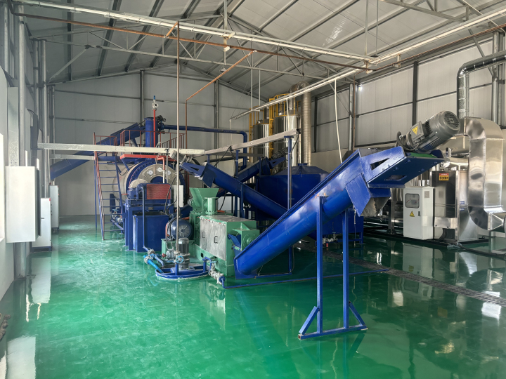 盘管烘干机工作示意图