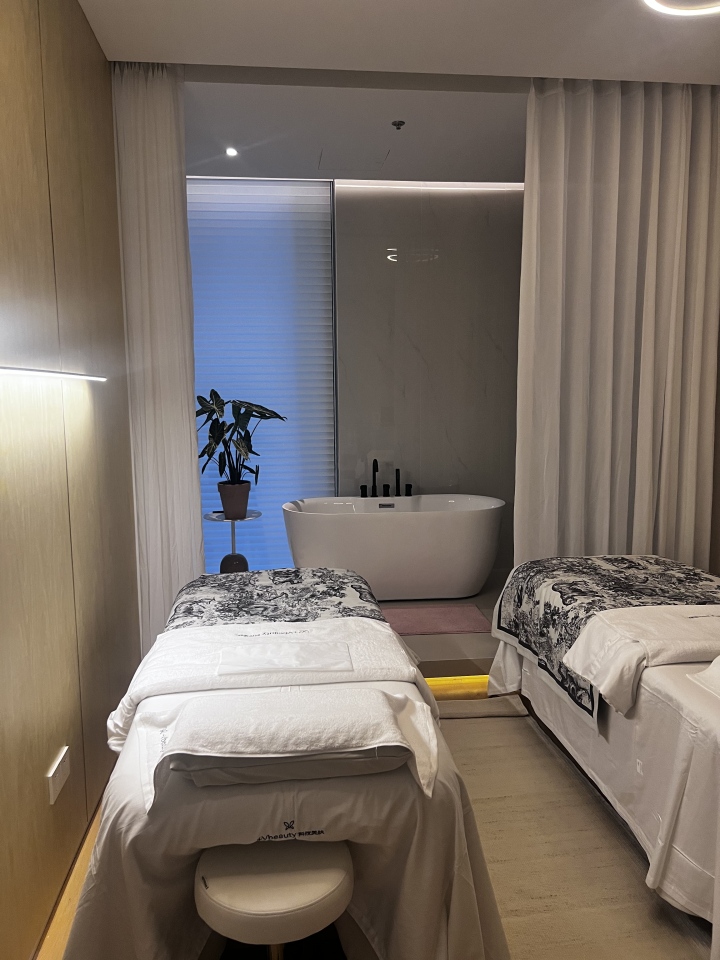 科技美肤仪器操作