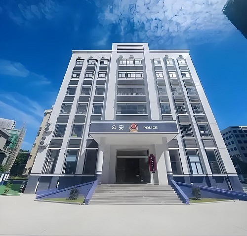 现代化弱电工程机房实景图