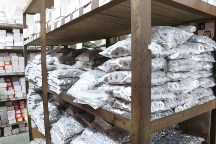 现代化不锈钢螺母生产线