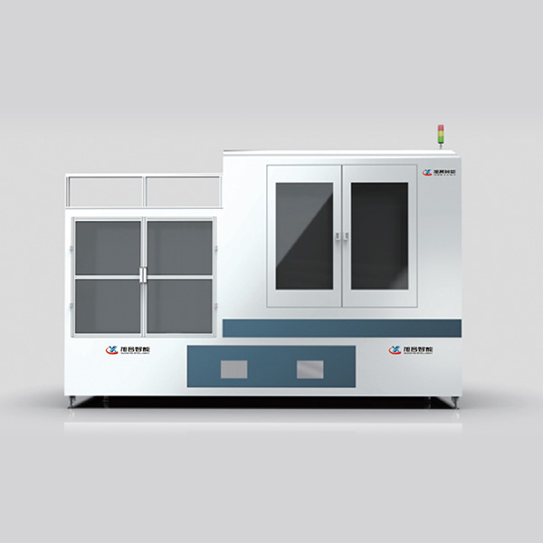 皮秒激光切割裂片一体机在无尘车间工作场景