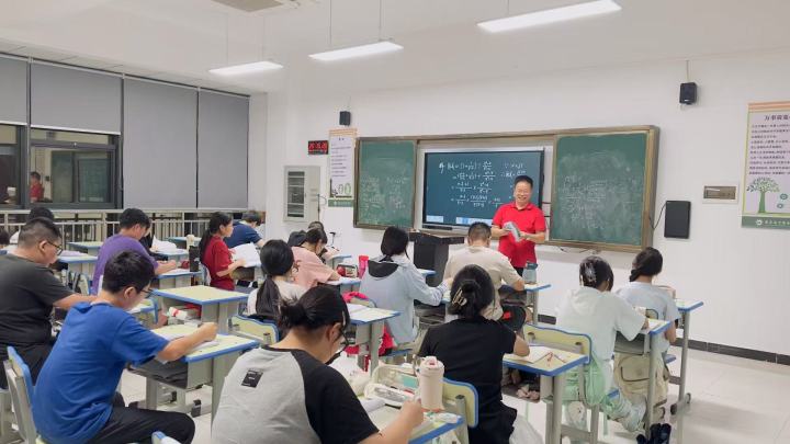 南丁卫校校园环境