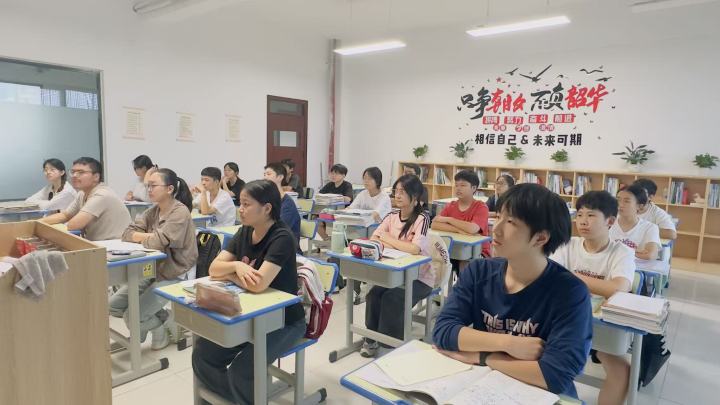 南丁卫校学生风采