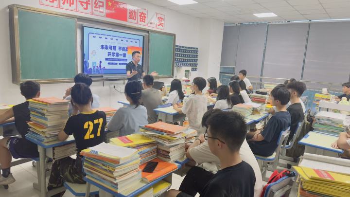 南丁卫校校园文化活动