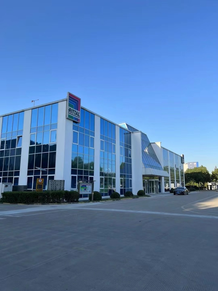 现代化生产线与严格质检