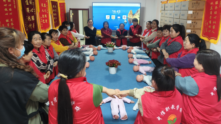 专业育婴师团队展示