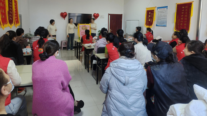 月嫂专业护理示意图