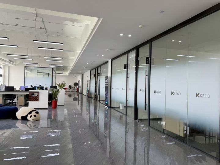 凯铂中心办公空间内部及配套设施
