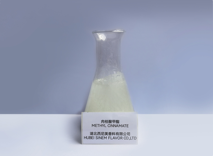 肉桂酸晶体特写