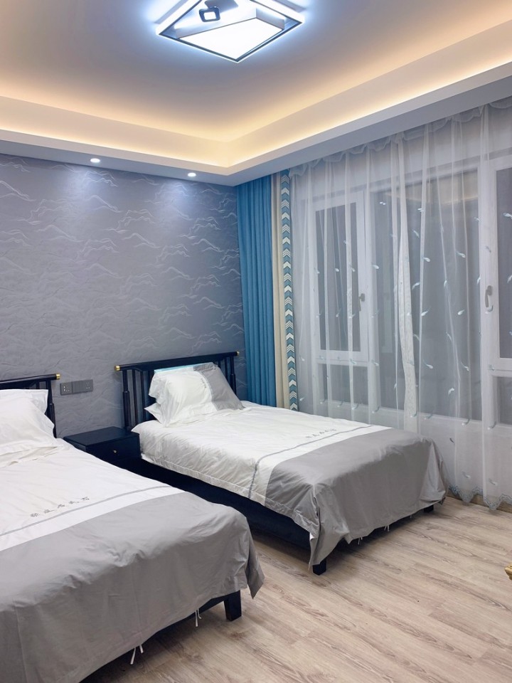 民宿内部温馨居室