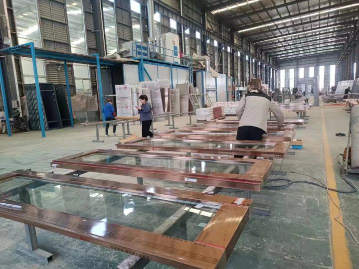 严谨的不锈钢防火门质量检测环节