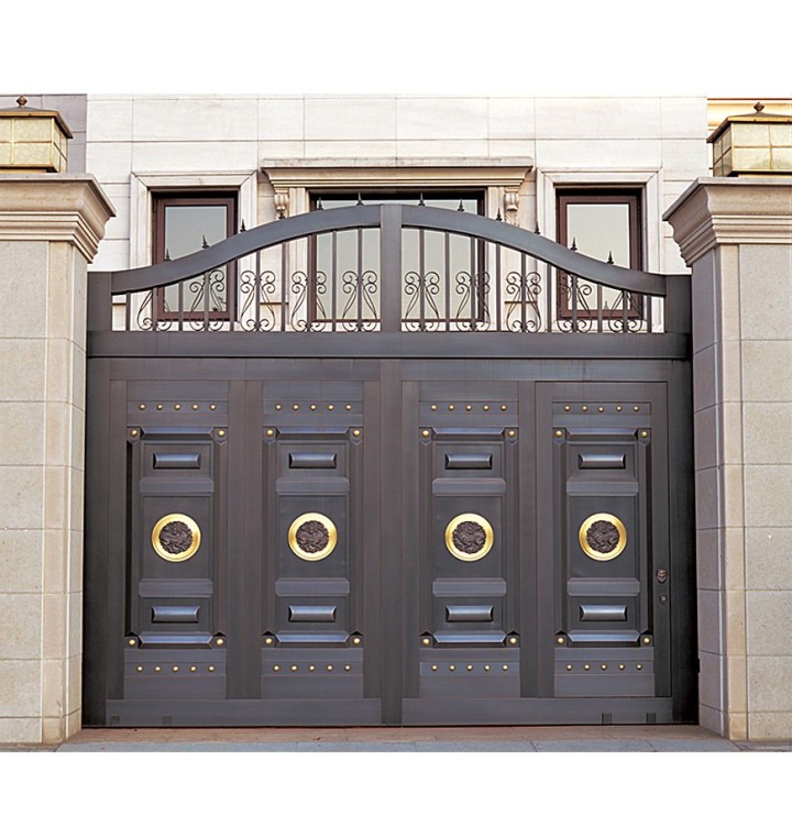 典雅铜门安装实景