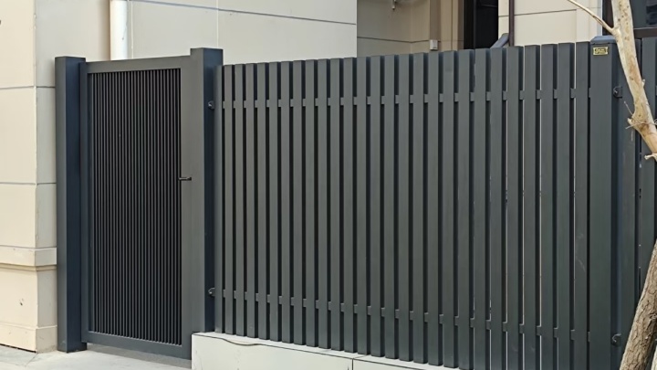 铝艺阳台护栏安装效果示意图