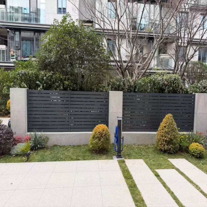 铝艺护栏安装实景