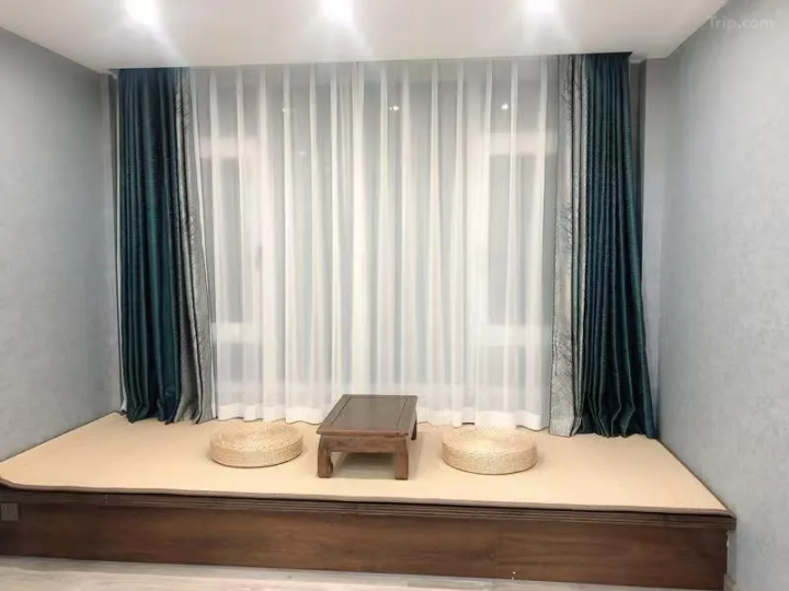 聚友居外景与自然风光