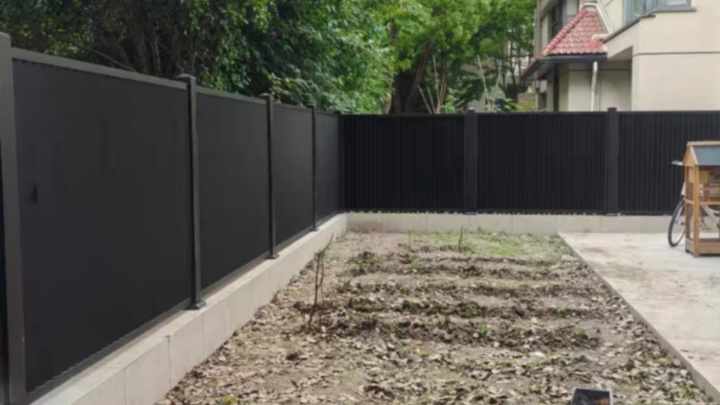 铝艺阳台护栏精细工艺展示