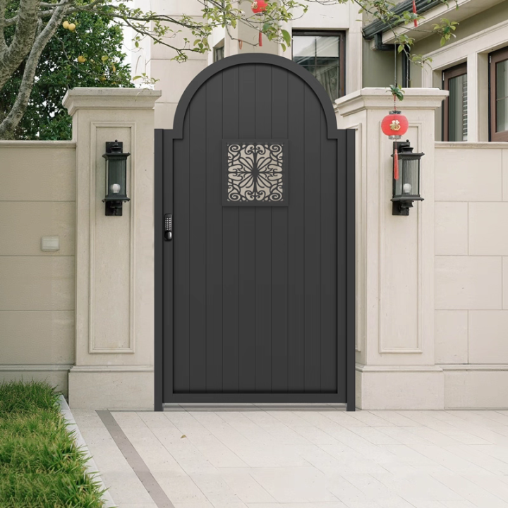 电动铝艺大门安装效果