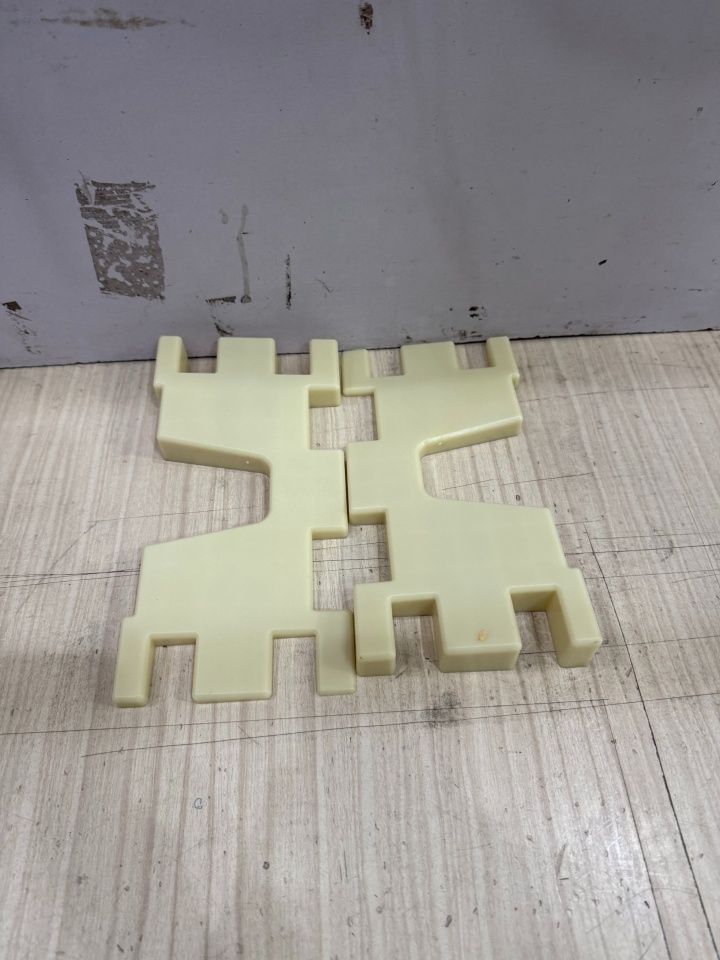 2026年四分片料盒厂家榜单分析/大料盒组件，BIN盒套料盒，四分片182挡块，