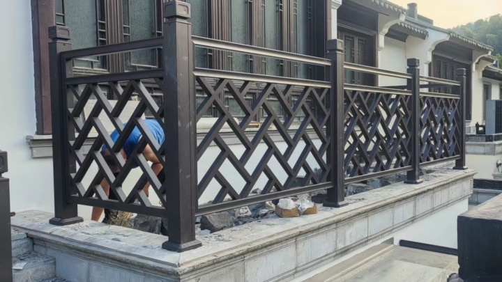 铝艺庭院护栏细节展示