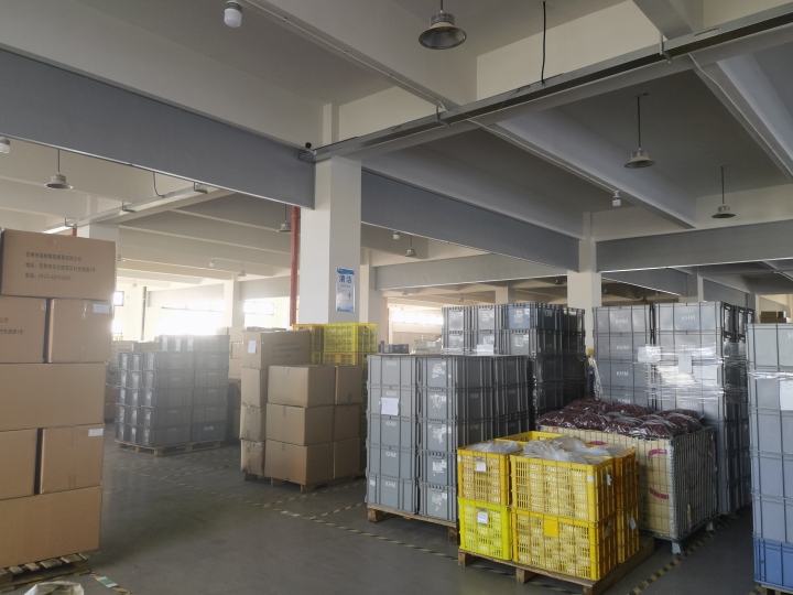 高品质塑胶模具与成品