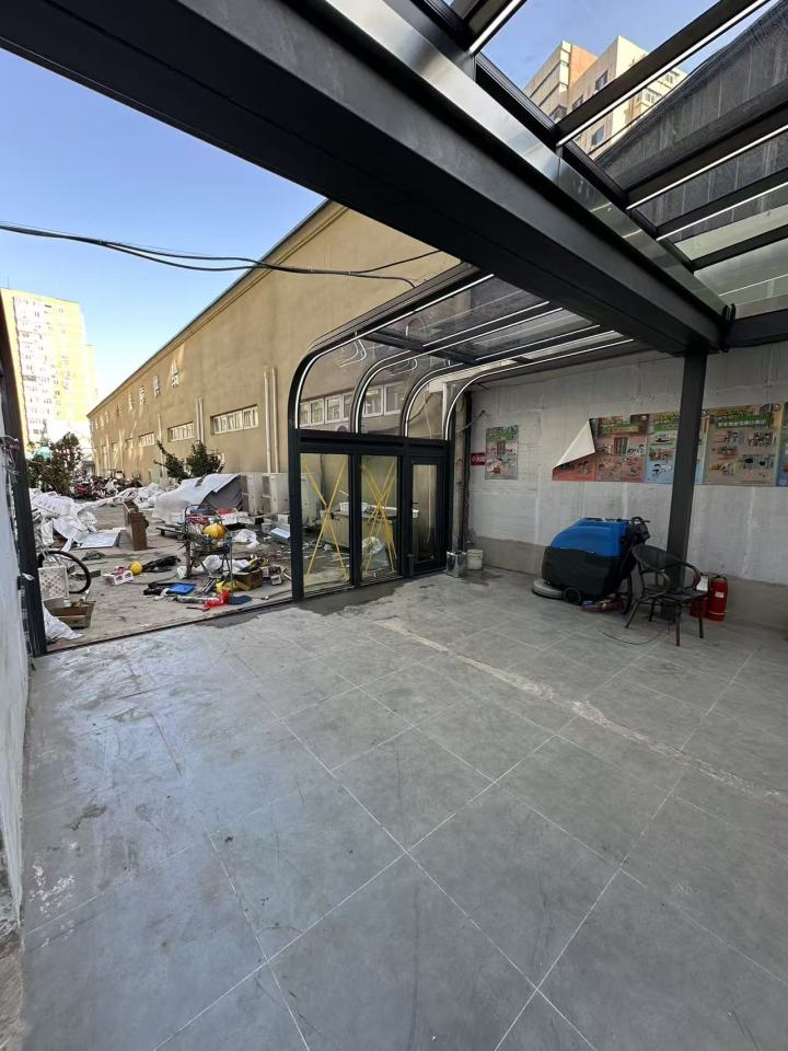 奥良斯电动伸缩阳光房实景案例三