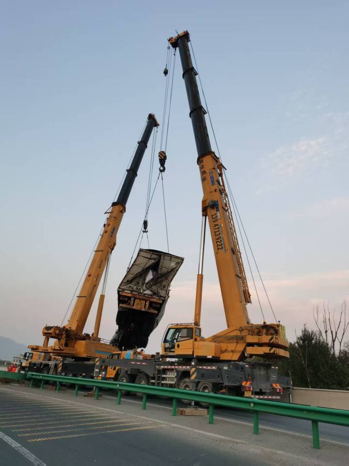 吊装团队现场施工