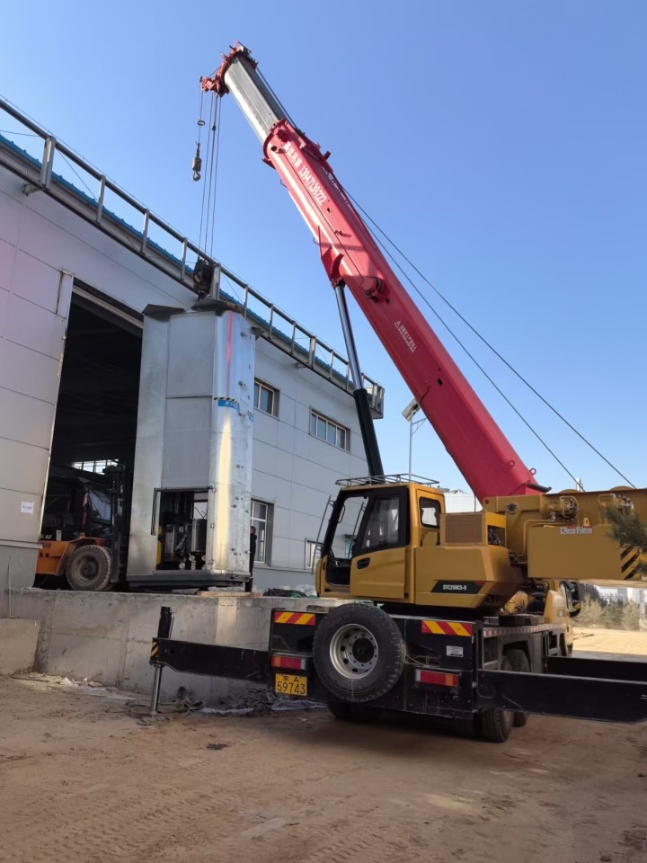 重型吊装设备展示