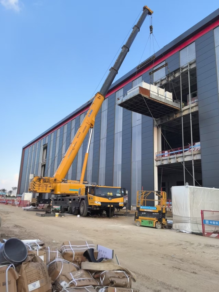 现代化厂房设备仓储