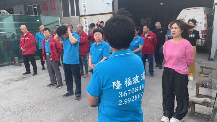 钢化玻璃生产车间实拍