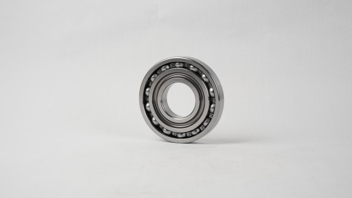 轴承精密制造车间