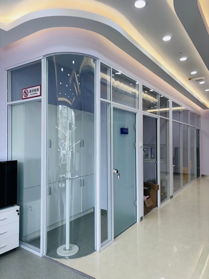 专业窗户密封施工