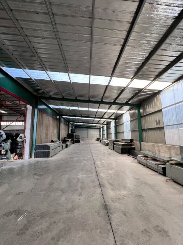 现代化镀锌桥架生产线