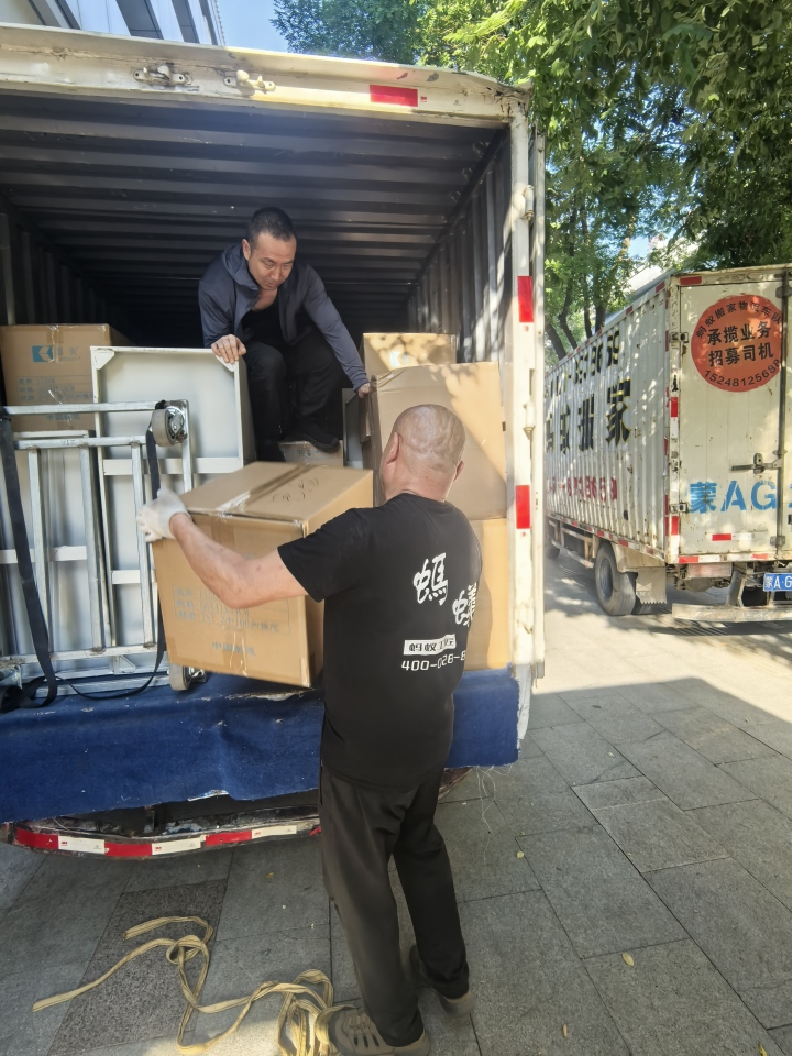 专业小区搬家团队