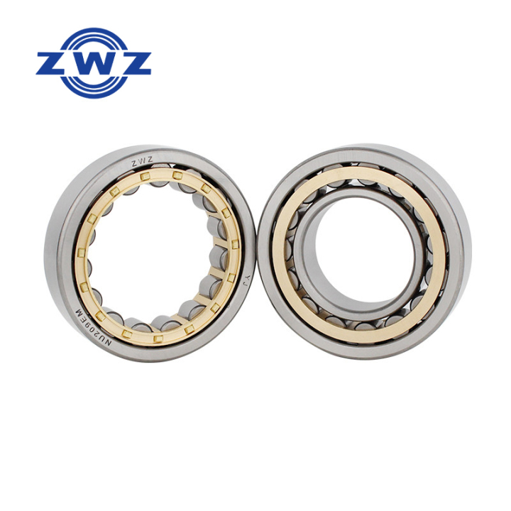 工业生产线上的轴承装配