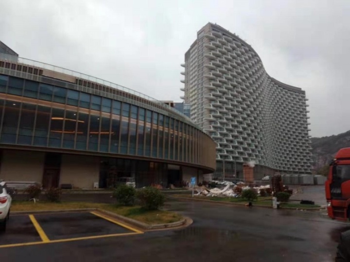 现代化食品冷库外观