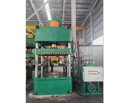 液压机工作原理示意图