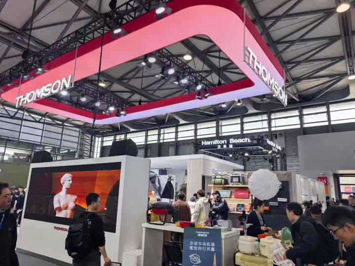 镝玺六维净化油烟机应用场景