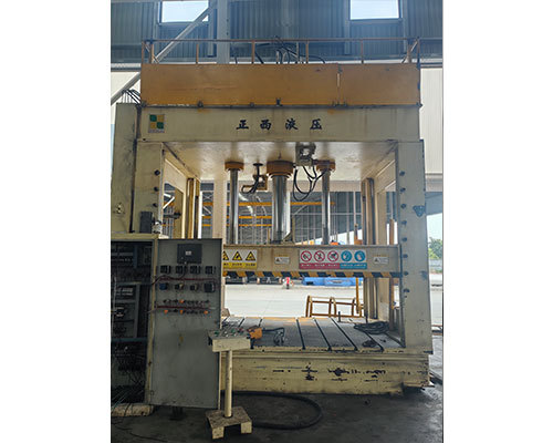 各类模压机库存展示