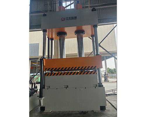 模压机精密加工应用展示