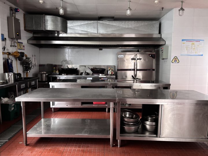 园区环境与户外操场实景