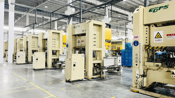 精密冲压零部件展示