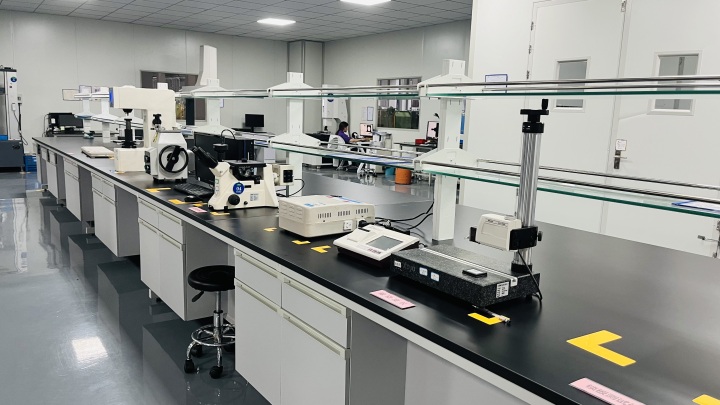 通讯设备内部精密结构示意图