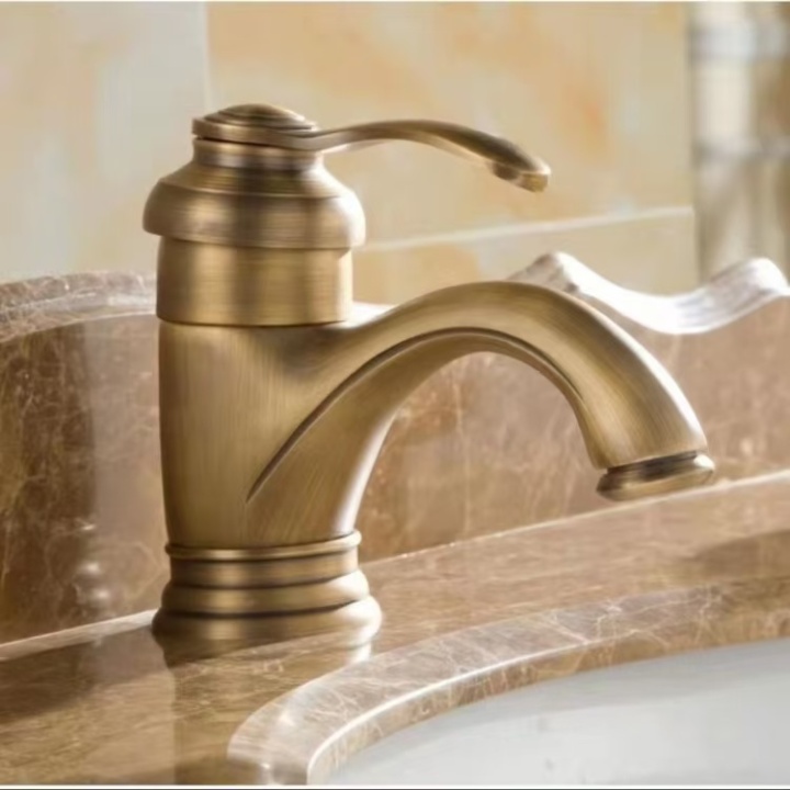 卫浴批发产品展示