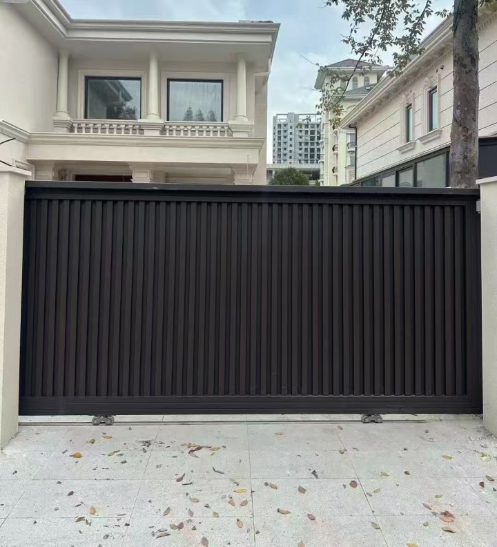 电动铝艺大门外观展示