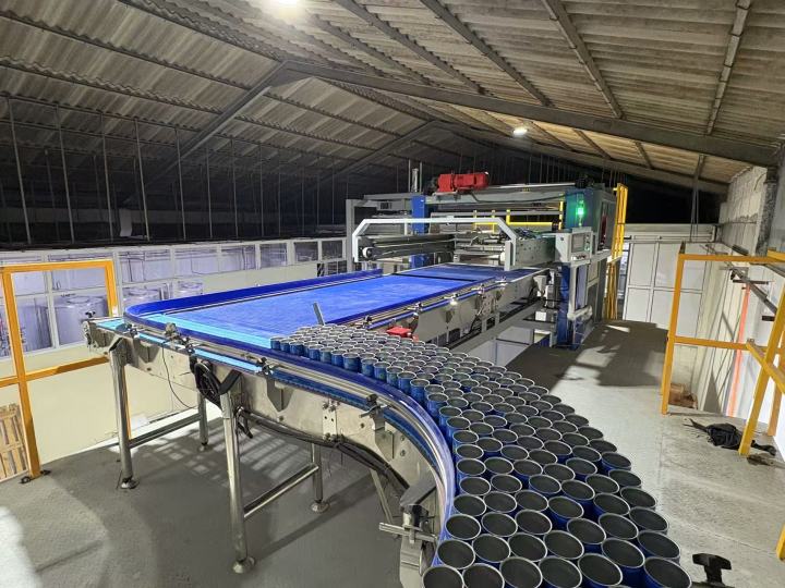 灌装机生产线示意图